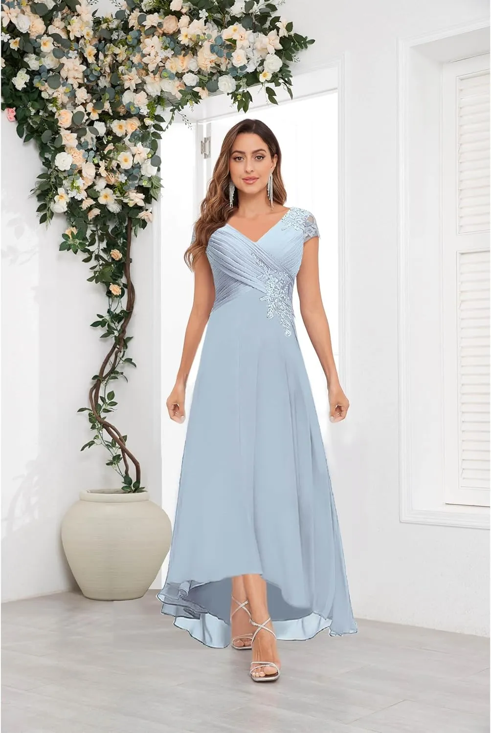 2 Pieces Mother of The Bride Dresses for Wedding Long Chiffon Pleated Lace Appliques Formal Gown with Jacket