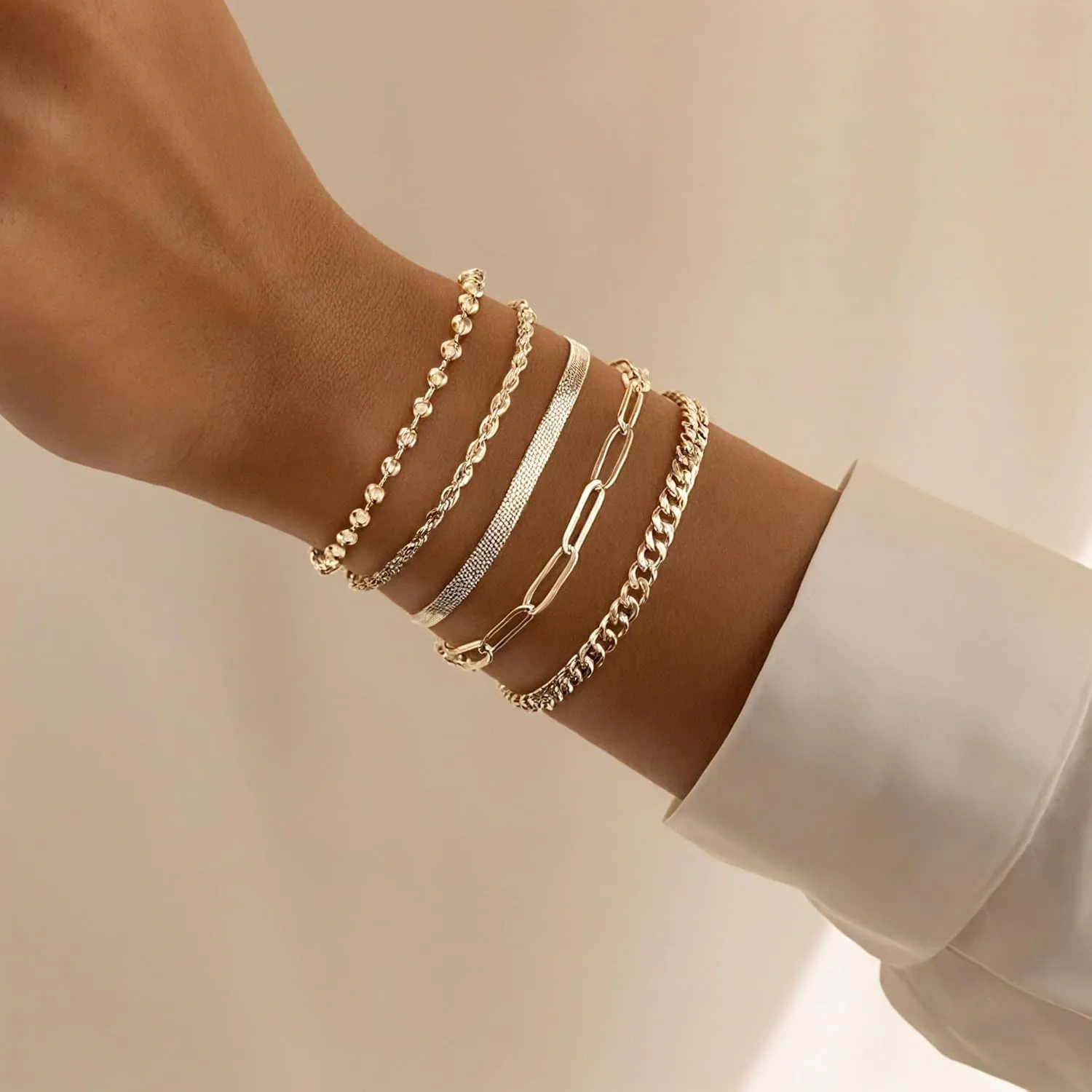5 pcs Women's gold bracelet cuff dainty Set - Fashionable, Stackable, Waterproof, Comes with Tennis and Bead Pendant Bracelet, Stackable Cuban Chain Paper Clip Chain Bracelet Bag Fashion Accessories