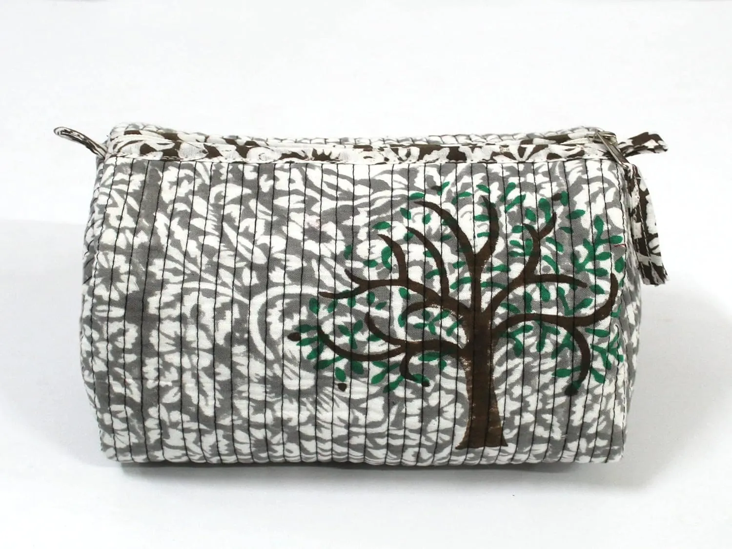 CRAFT KALA Toiletry Bag Water-resistant Makeup Bag Set, Quilted Makeup Bag, Large Floral Cosmetic Bag for Women, Cute Cotton Makeup Bags, Flower Travel Toiletry Organizer Bag (White And Grey, Small)