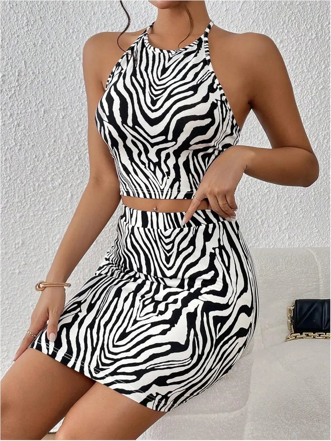 Floerns Women's 2 Piece Outfit Zebra Striped Halter Crop Top and Short Pencil Skirt Set