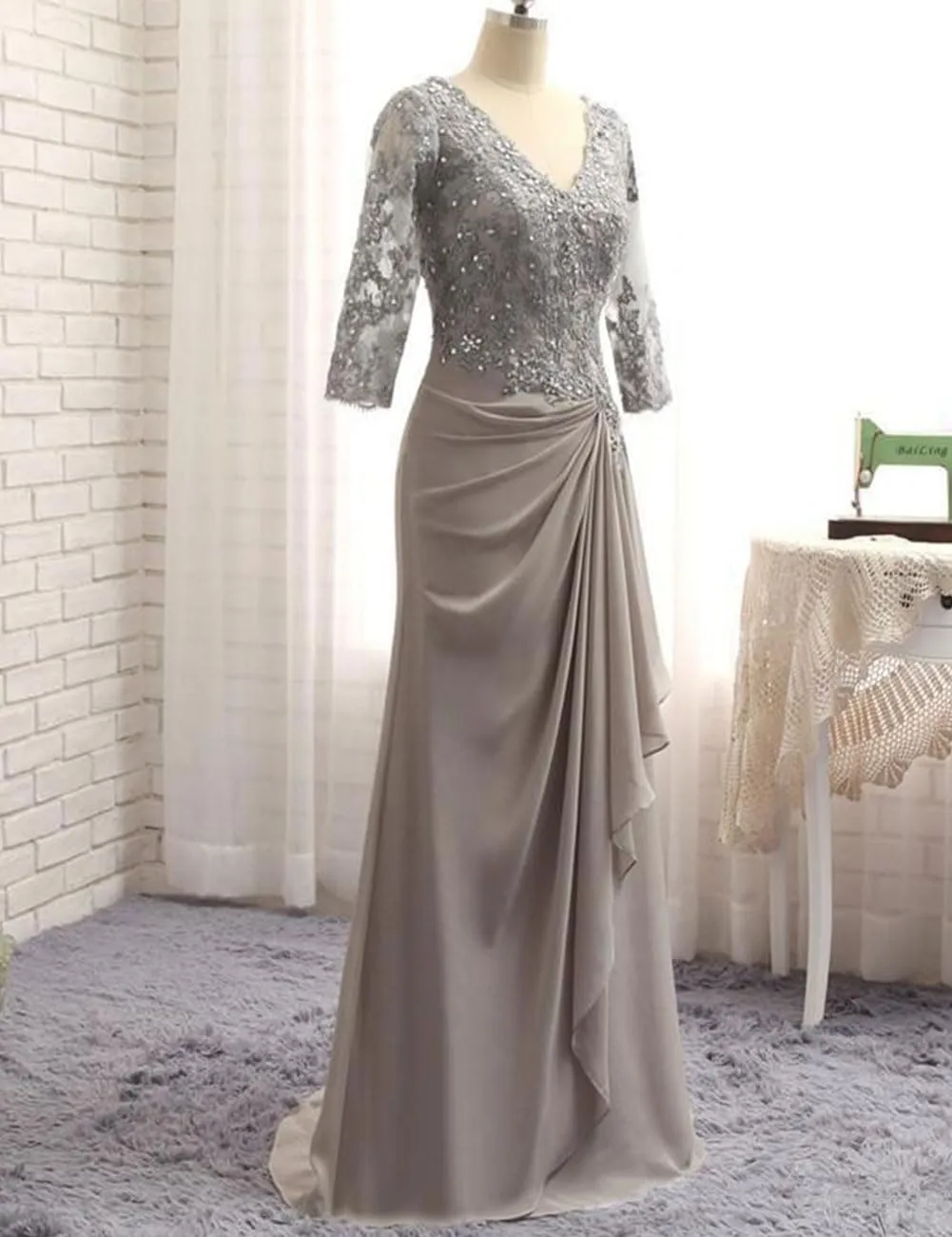 Mother of The Bride Dresses Long Evening Formal Dress V Neck Wedding Guest Dresses for Women Ruffle Lace Applique Beaded