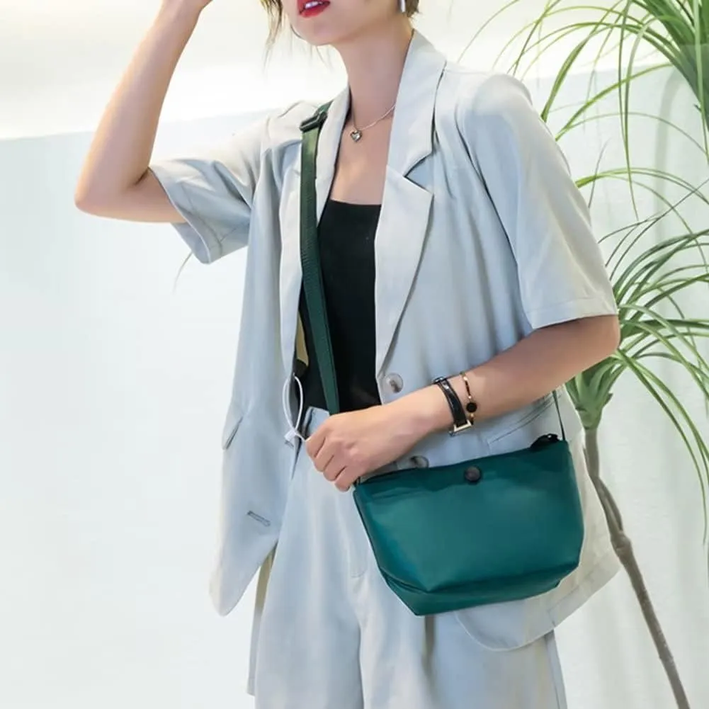 Mudono Small Crossbody Bag for Women Casual Waterproof Shoulder Messenger Purse Lightweight Outdoor Travel Satchel