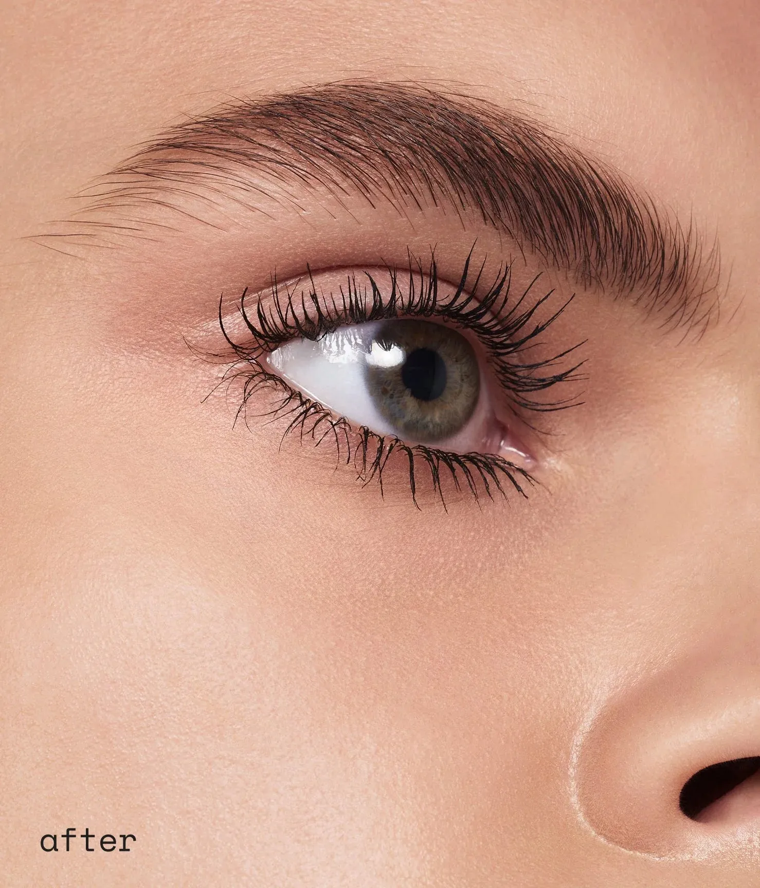 R.E.M Beauty - Flourishing Lengthening Mascara