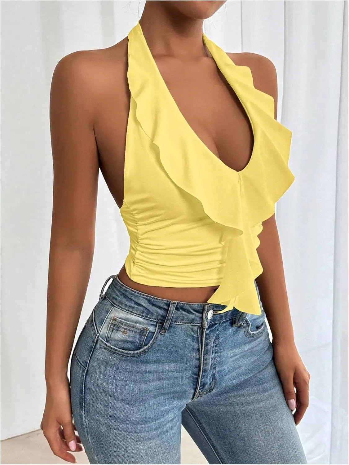 SOLY HUX Women's Ruffle Trim Halter Tops Ruched V Neck Sleeveless Going Out Crop Tops