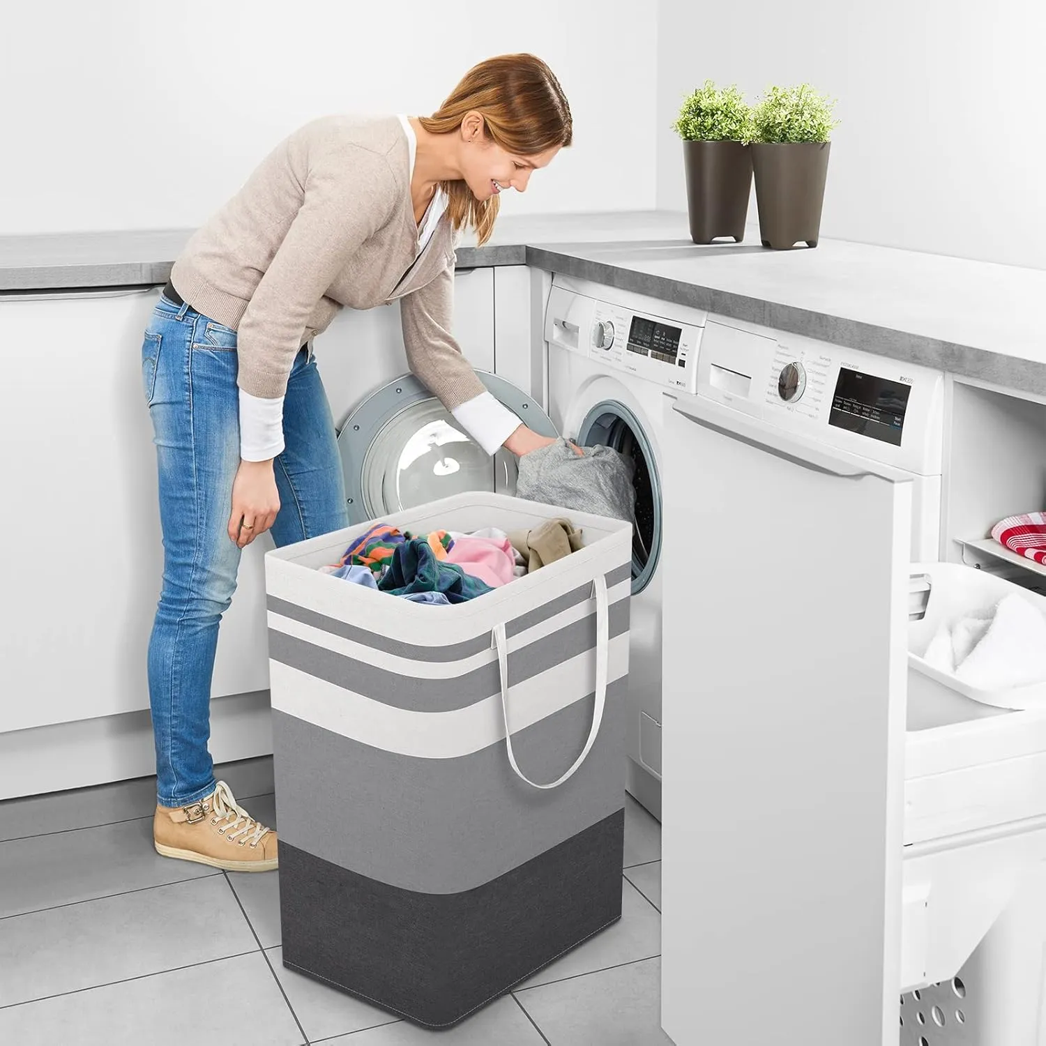 StorageRight Large Collapsible Laundry Basket Hamper with Easy Carry HandlesFreestanding Clothes Hampers for Laundry, Bedroom, Dorm, Towels, Toys, 75L, Gradient Grey