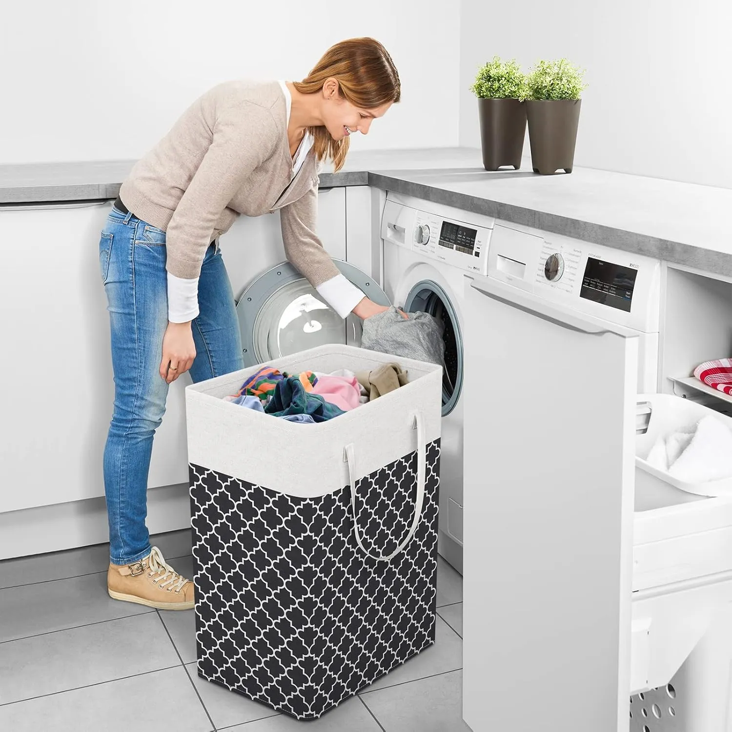 StorageRight Laundry Basket Hamper Large Collapsible Laundry Hamper with Easy Carry HandlesFreestanding Clothes Hampers for Laundry, Bedroom, Dorm, Clothes, Towels, 75L, Clover Black