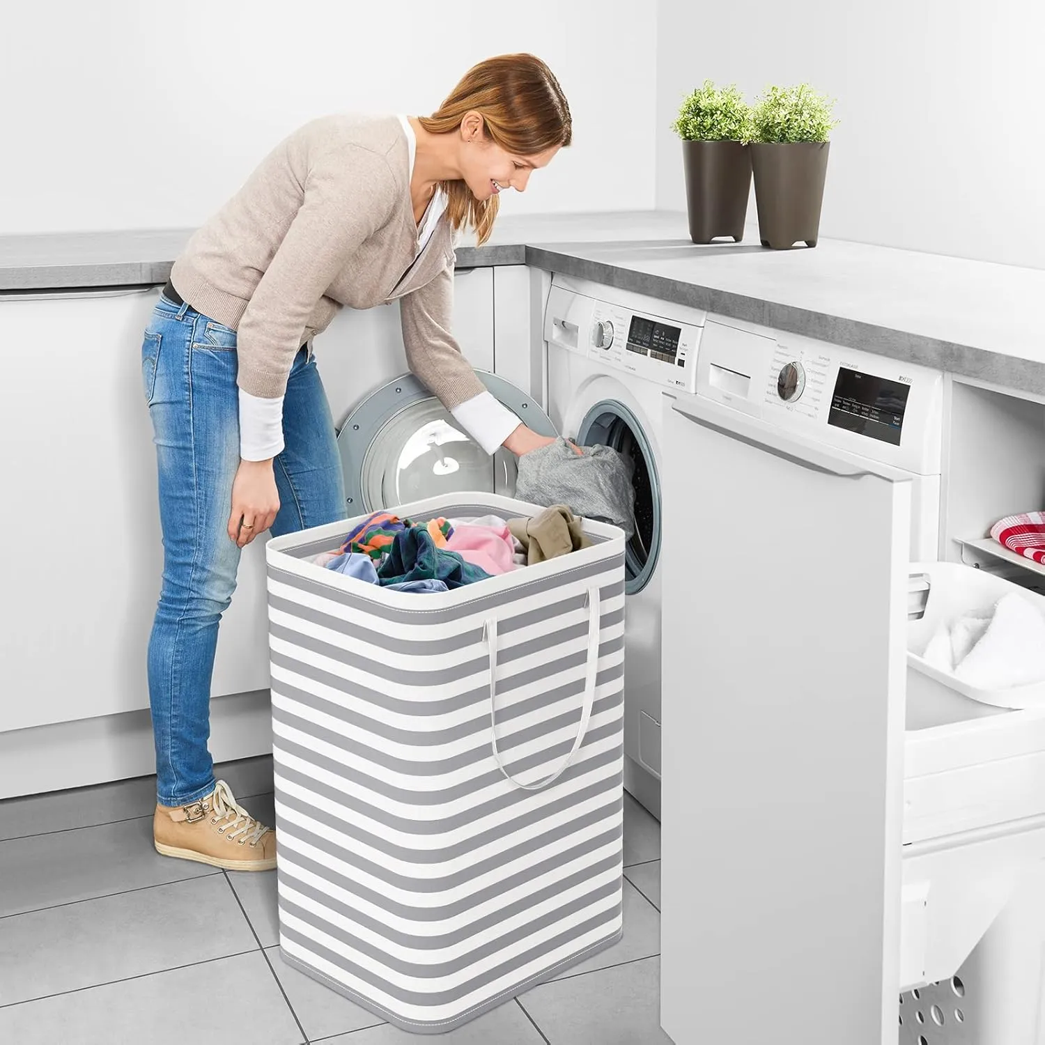 StorageRight Laundry Basket Hamper Large Collapsible Laundry Hamper with Easy Carry HandlesFreestanding Clothes Hampers for Laundry, Bedroom, Dorm, Clothes, Towels, 75L, Grey