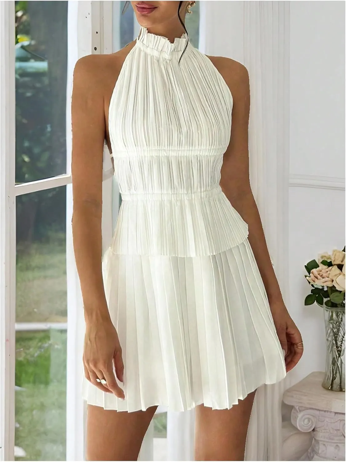 WDIRARA Women's 2 Piece Set Sleeveless Halter Tie Backless Pleated Mini Skirt Outfits