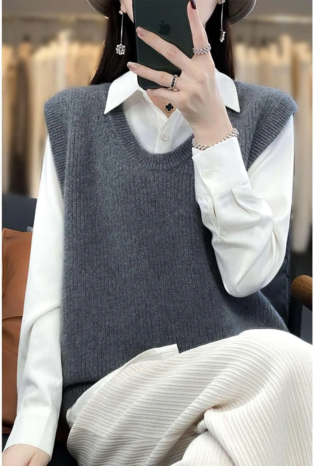 Women's O-Neck Knit Sweater Vest Merino Wool Sleeveless Thick Pullover Vest Short Tops
